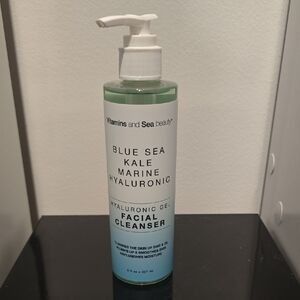 Vitamins and Sea Beauty Blue Sea Kale Marine Hyaluronic Gel Facial Cleanser